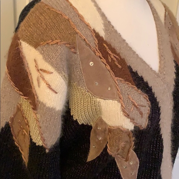 Vtg GINENNE Knit Sweater With patches GORGEOUS - Picture 10 of 12